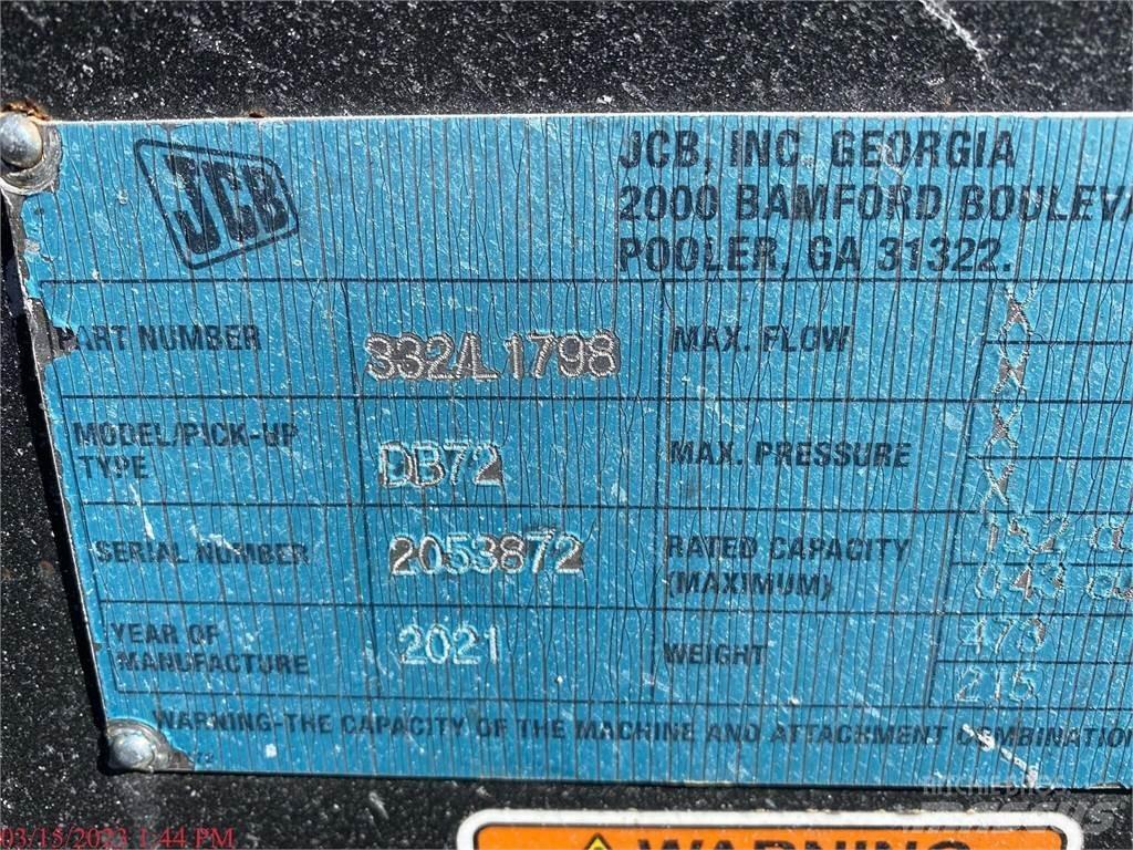 JCB 300 Skid steer mini nakladalci