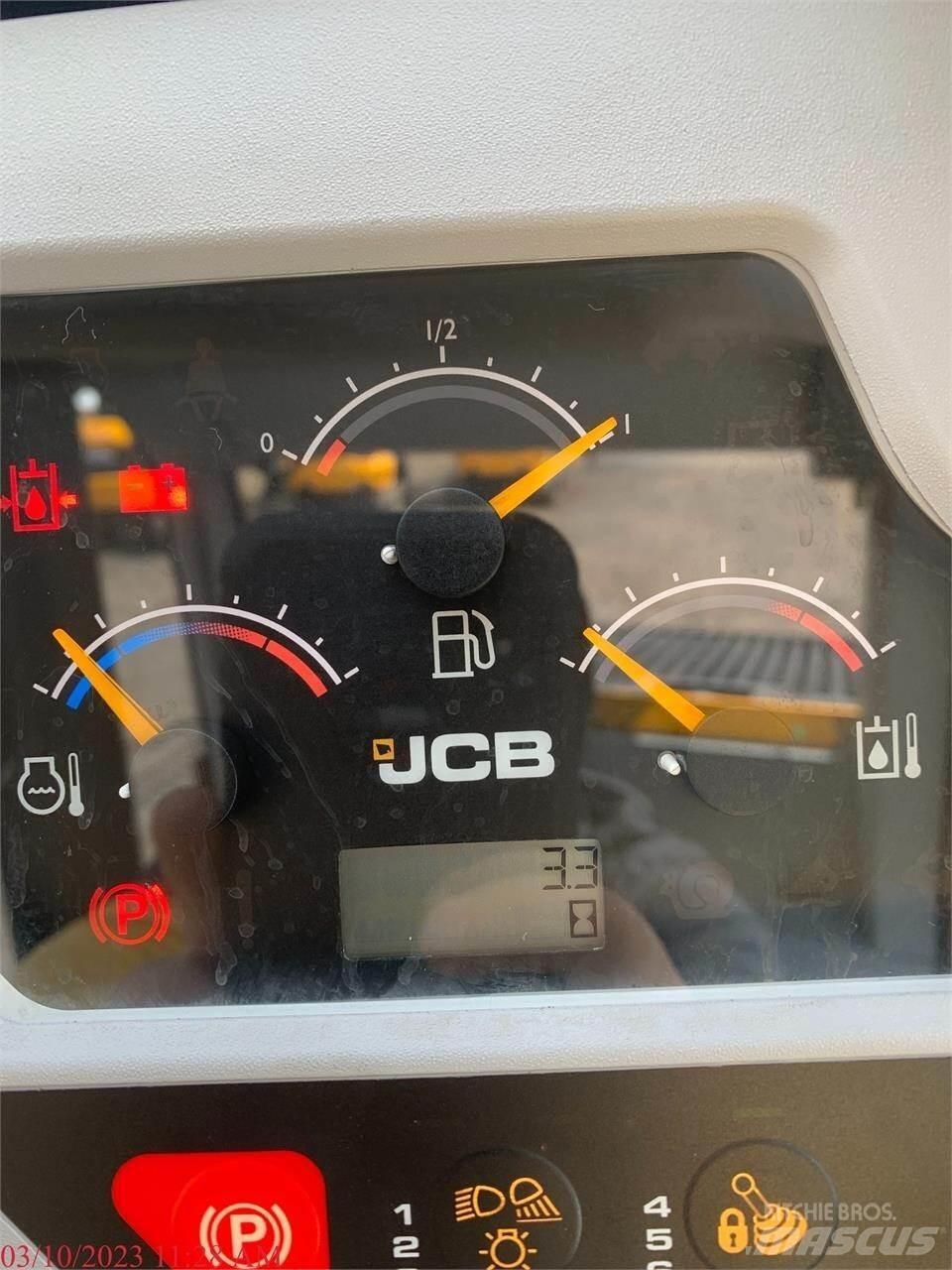 JCB 3TS-8T Skid steer mini nakladalci