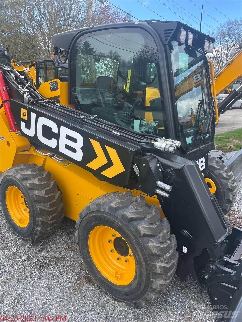 JCB 3TS-8W Skid steer mini nakladalci