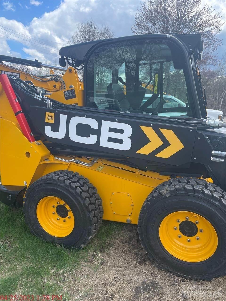 JCB 3TS-8W Skid steer mini nakladalci