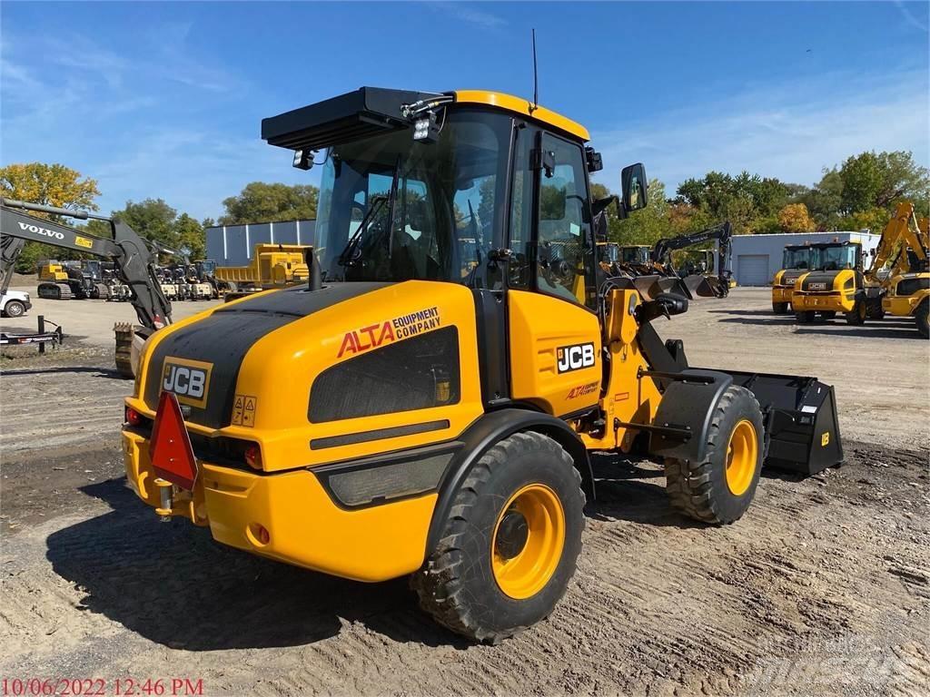 JCB 407 Kolesni nakladalci