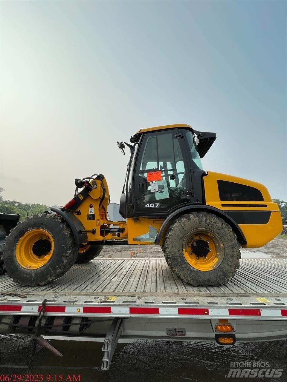 JCB 407 Kolesni nakladalci