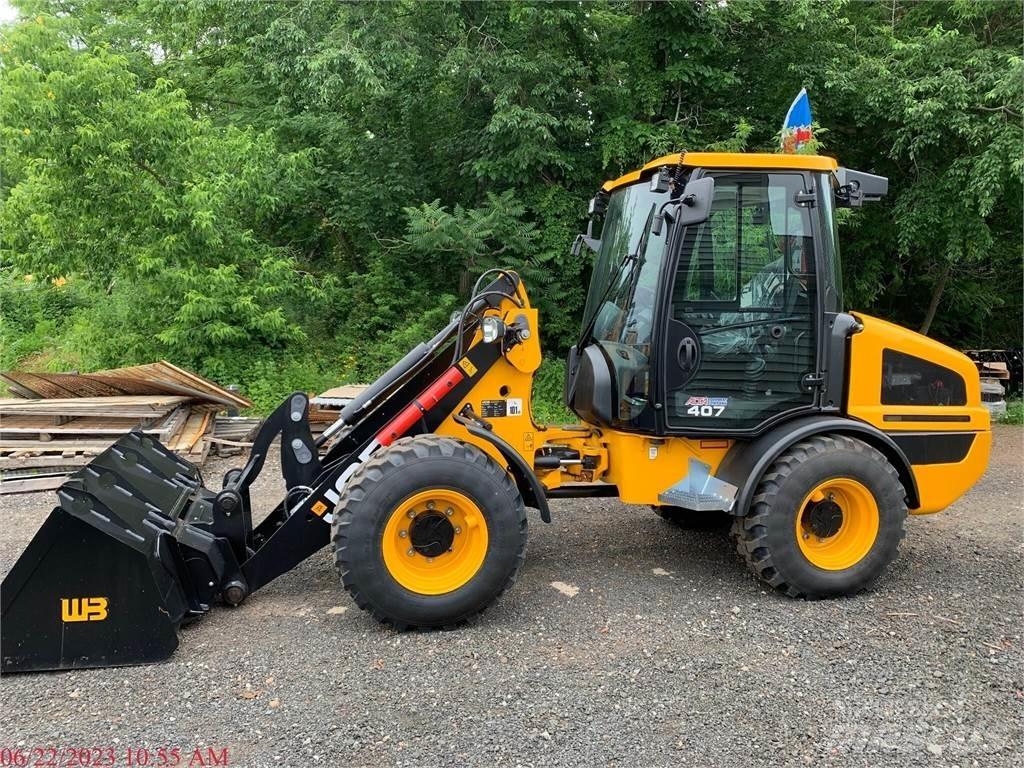 JCB 407B Kolesni nakladalci
