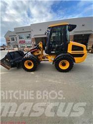 JCB 409 Kolesni nakladalci