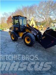 JCB 409 Kolesni nakladalci