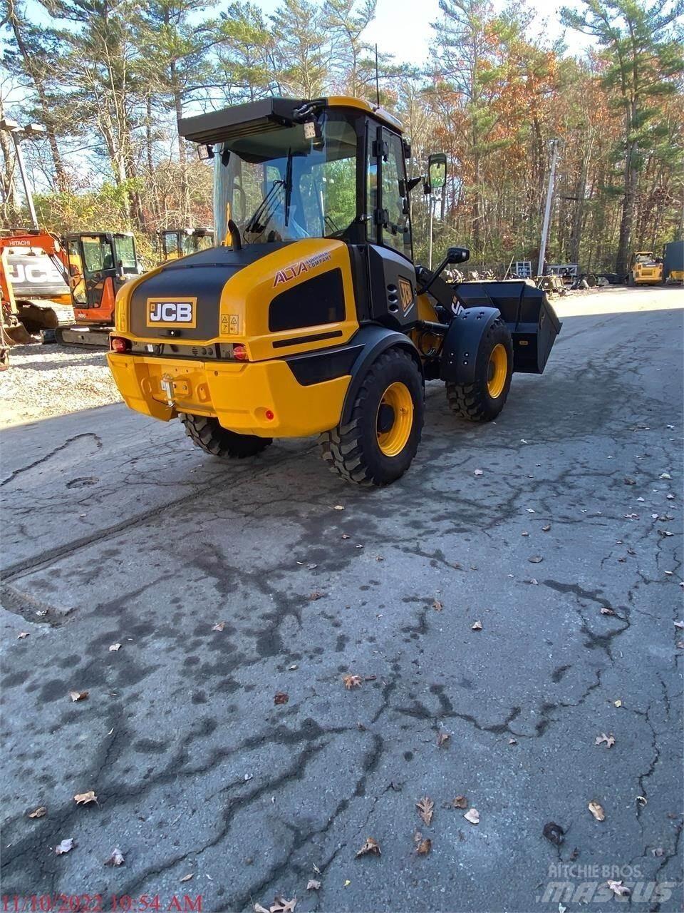 JCB 409 Kolesni nakladalci