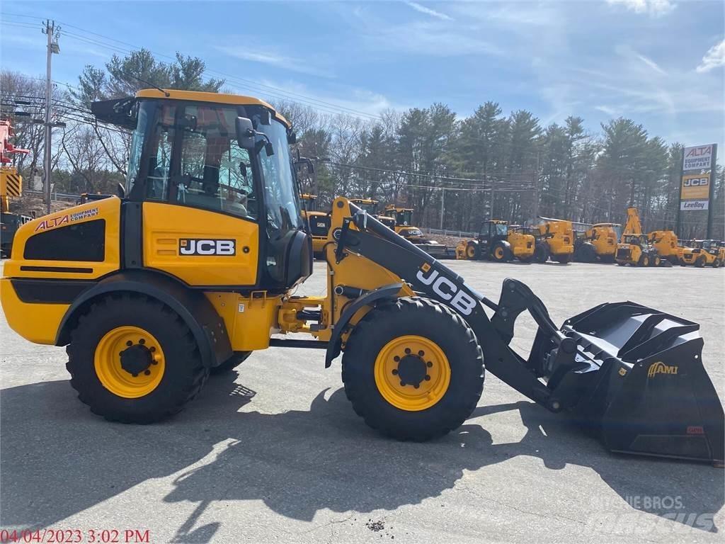 JCB 409 Kolesni nakladalci