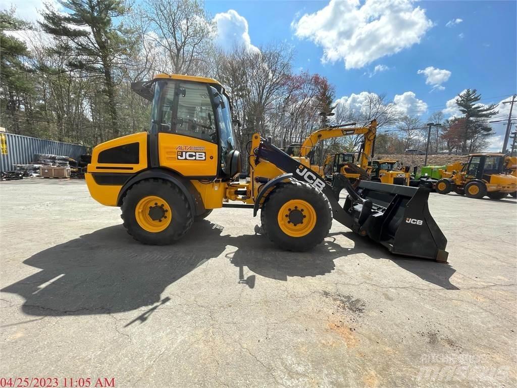JCB 409 Kolesni nakladalci