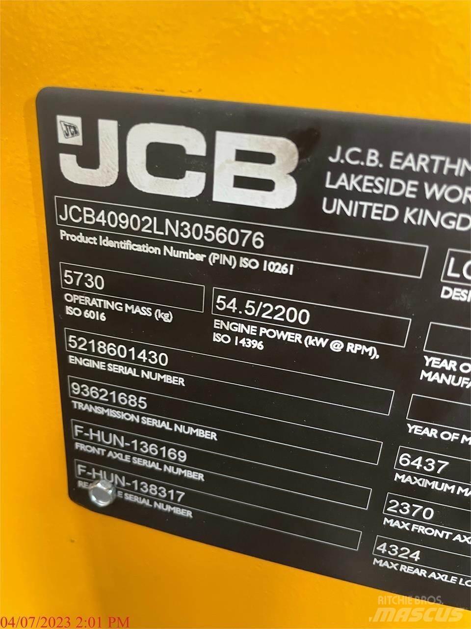 JCB 409 Kolesni nakladalci