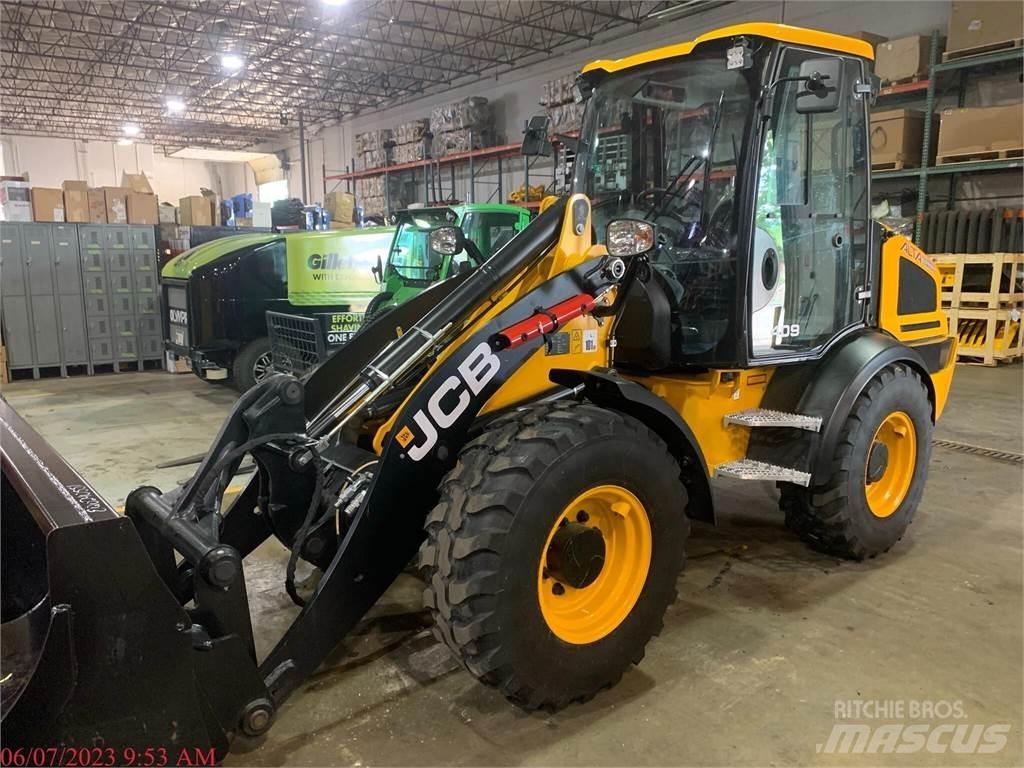 JCB 409 Kolesni nakladalci