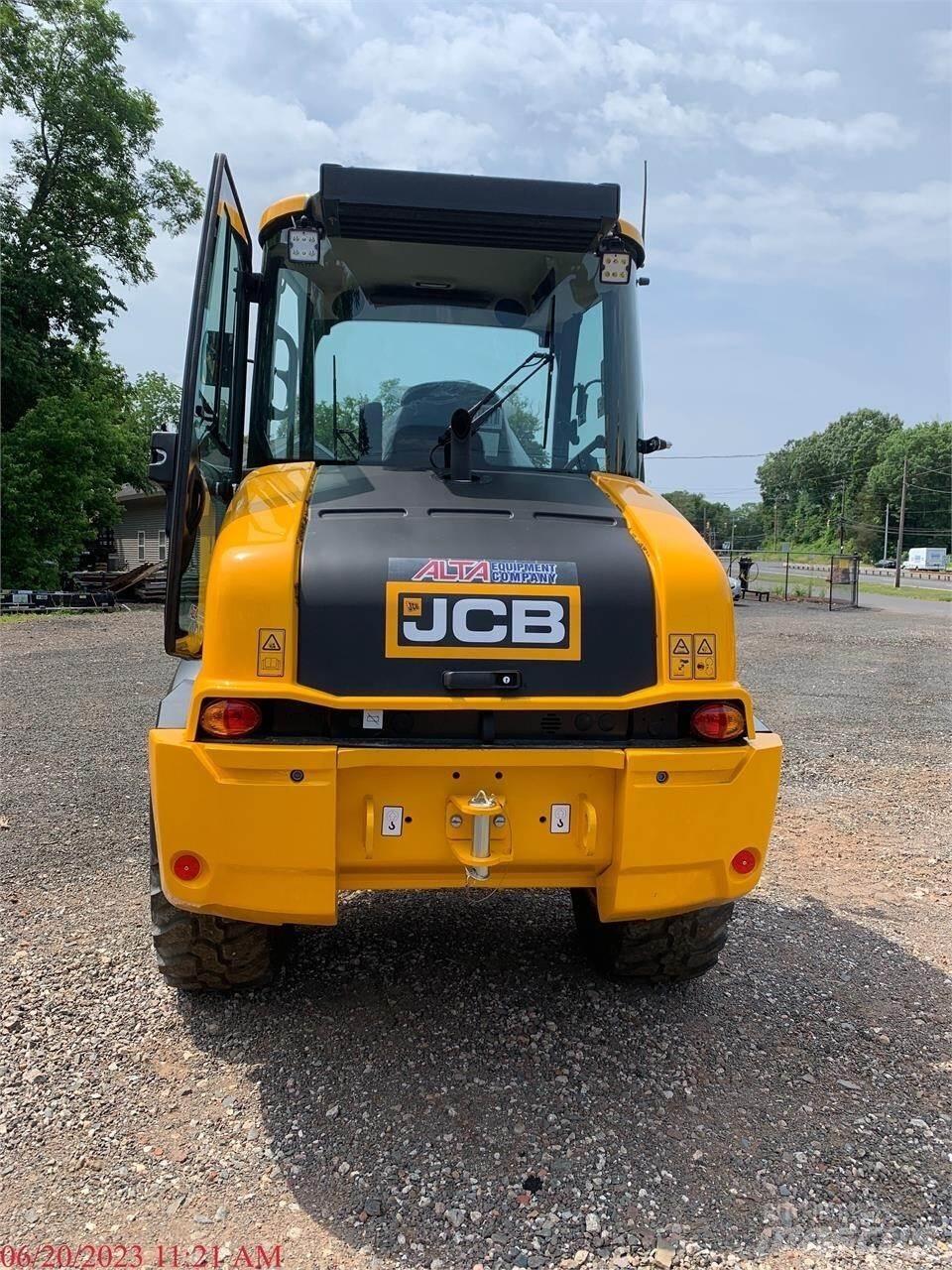 JCB 409 Kolesni nakladalci