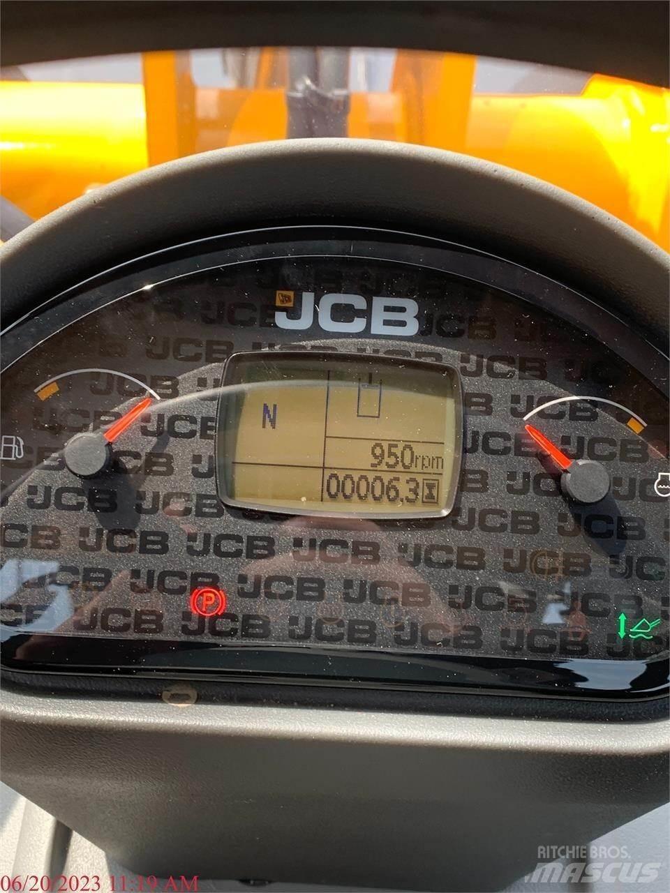 JCB 409 Kolesni nakladalci
