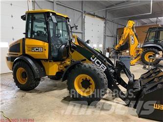 JCB 409 Kolesni nakladalci