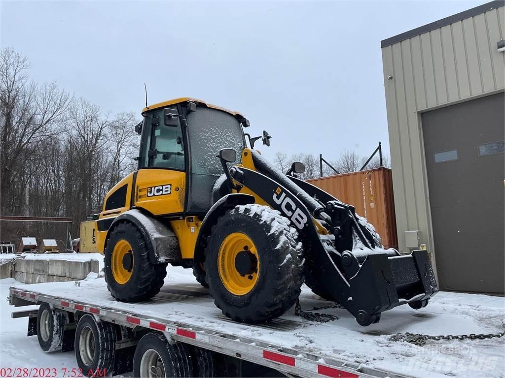 JCB 409 Kolesni nakladalci