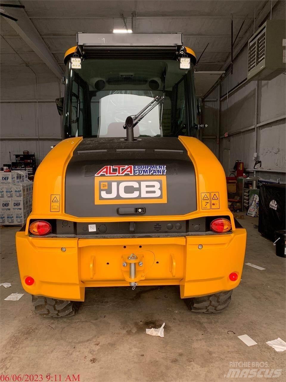 JCB 409 Kolesni nakladalci