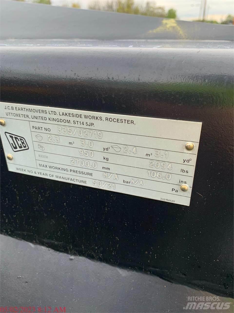 JCB 427ZX Kolesni nakladalci