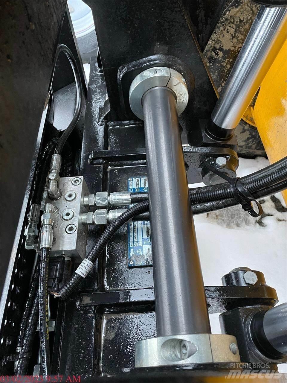 JCB 77-52D Teleskopski viličarji