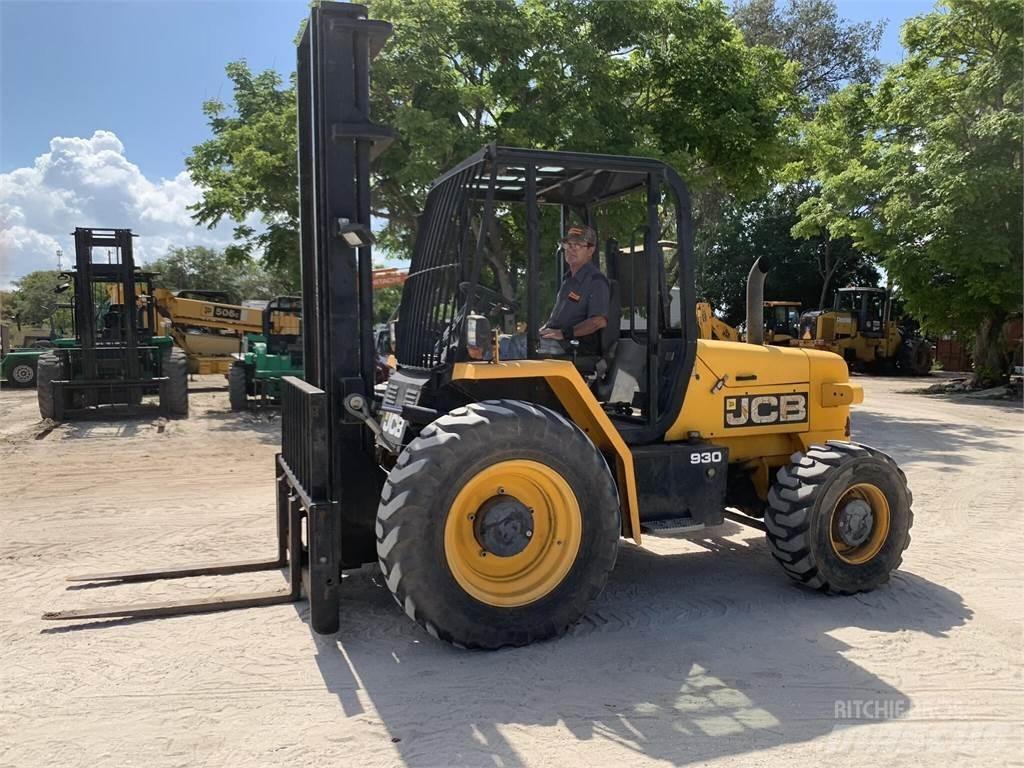 JCB 930 Terenski viličar