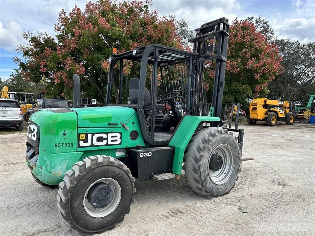 JCB 930 Terenski viličar