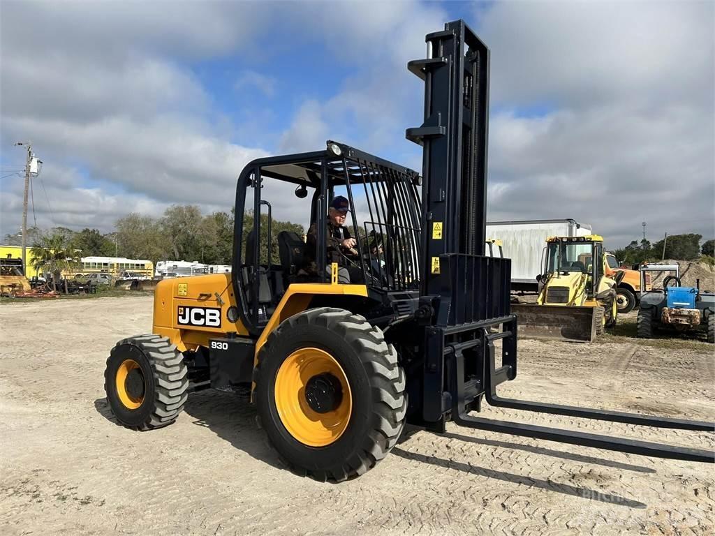 JCB 930 Terenski viličar