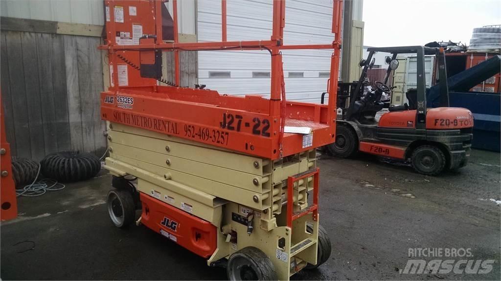 JLG 2632ES Škarjaste dvižne ploščadi