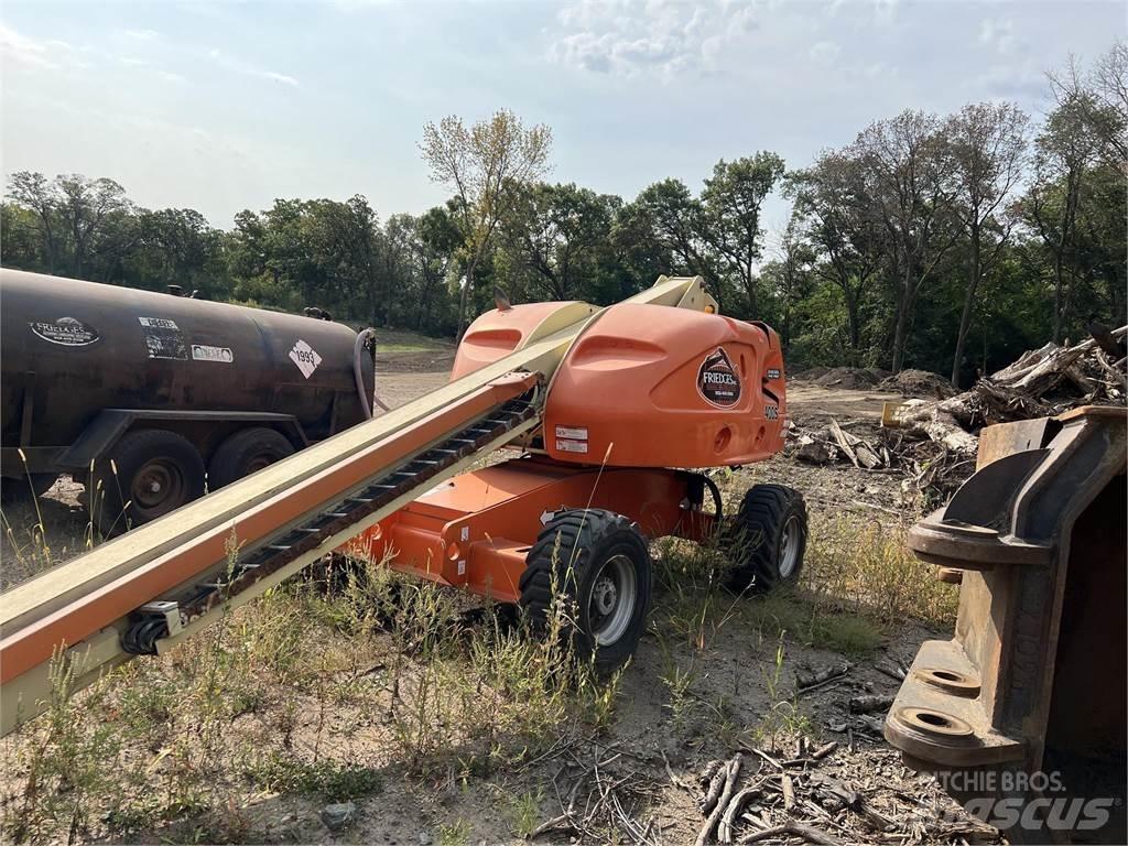 JLG 400S Teleskopske dvižne ploščadi
