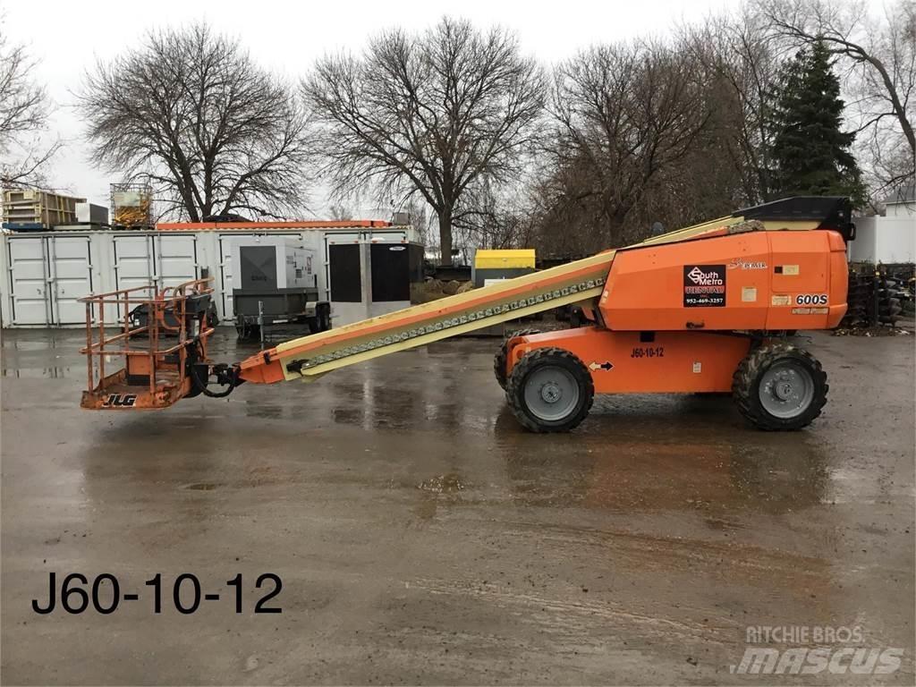JLG 600S Teleskopske dvižne ploščadi