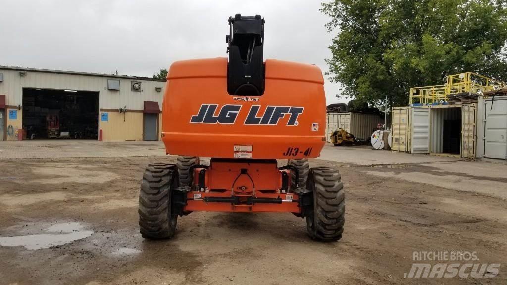 JLG 600S Teleskopske dvižne ploščadi