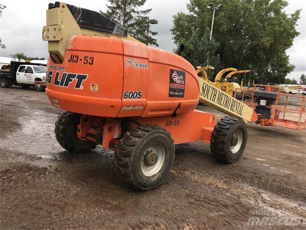JLG 600S Teleskopske dvižne ploščadi