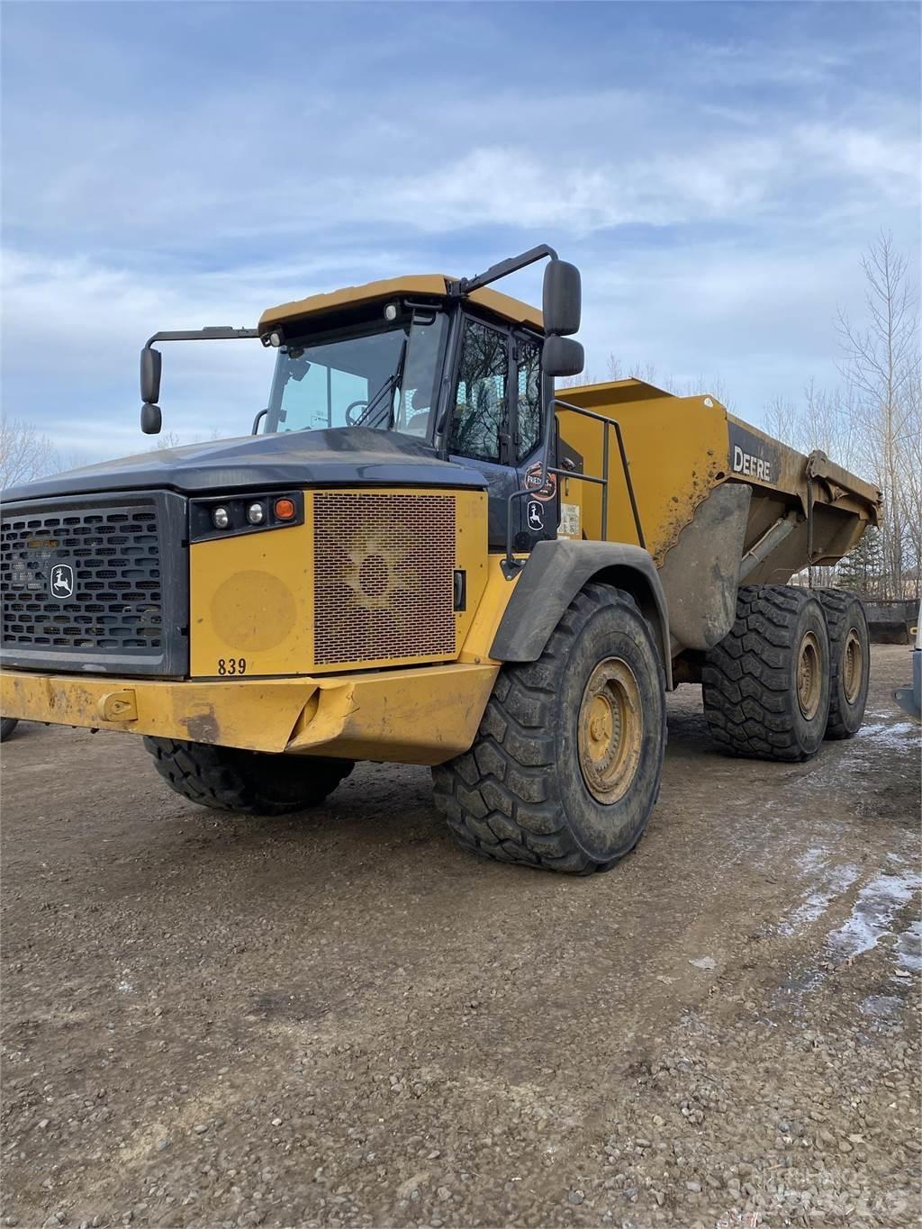 John Deere 410E Zglobni demperji