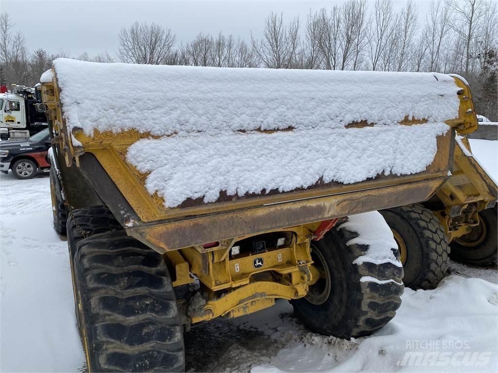 John Deere 460E Zglobni demperji