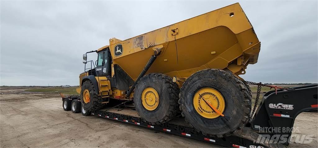 John Deere 460E Tovornjaki za vodo