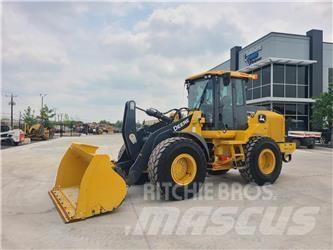 John Deere 524P Kolesni nakladalci