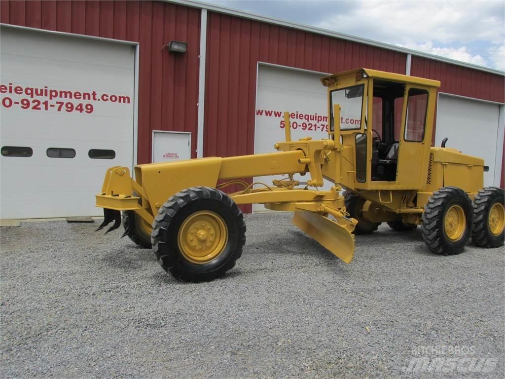 John Deere 570 Grederji
