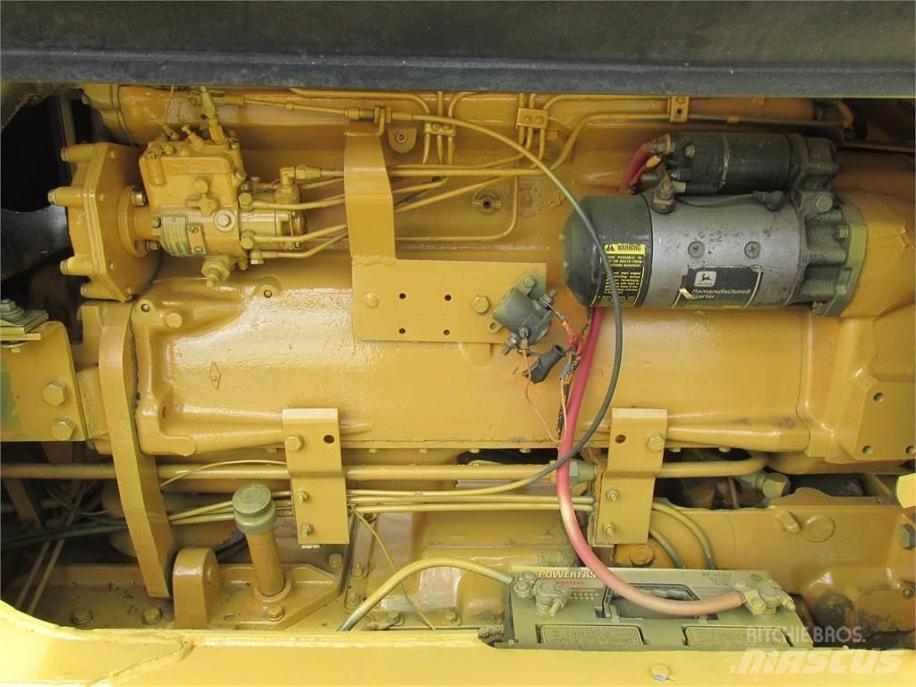 John Deere 570 Grederji