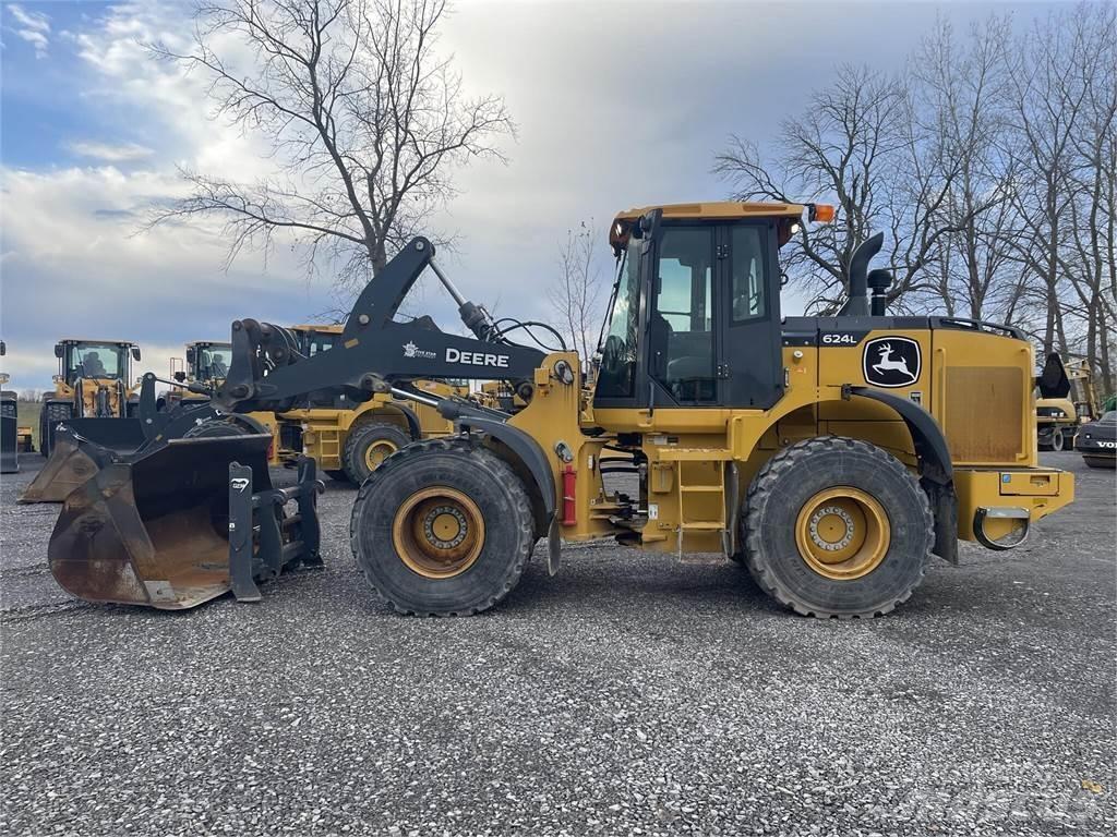 John Deere 624L Kolesni nakladalci