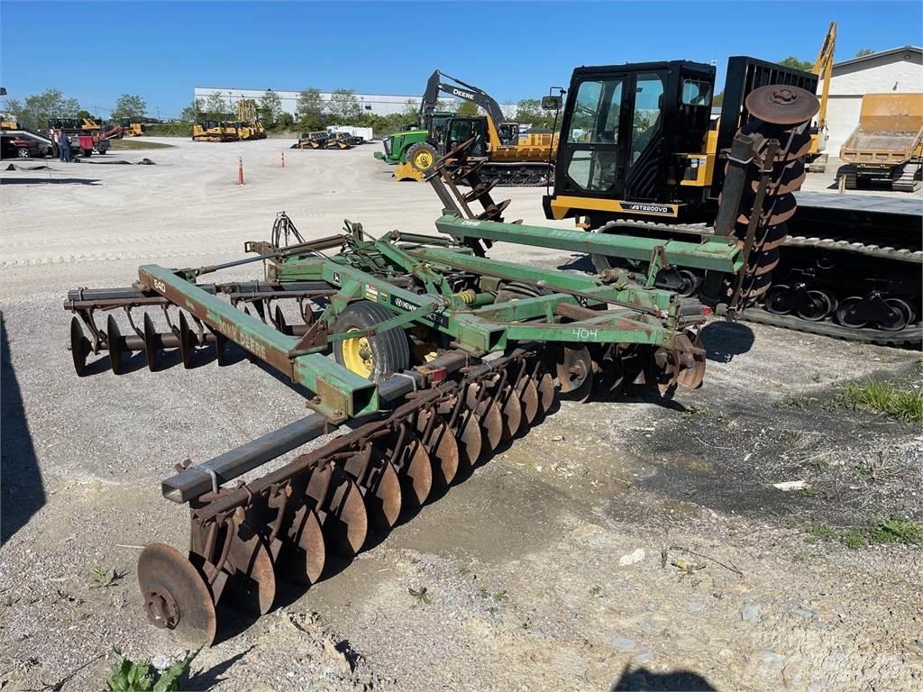 John Deere 640 Kolutne brane