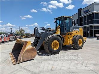 John Deere 644K Kolesni nakladalci