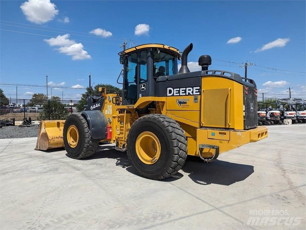 John Deere 644K Kolesni nakladalci