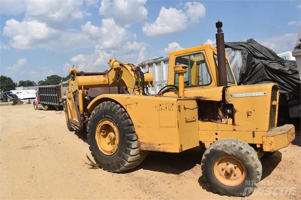 John Deere 760A Strgalci