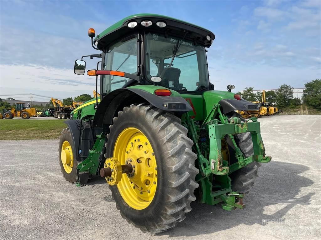 John Deere 8245R Traktorji