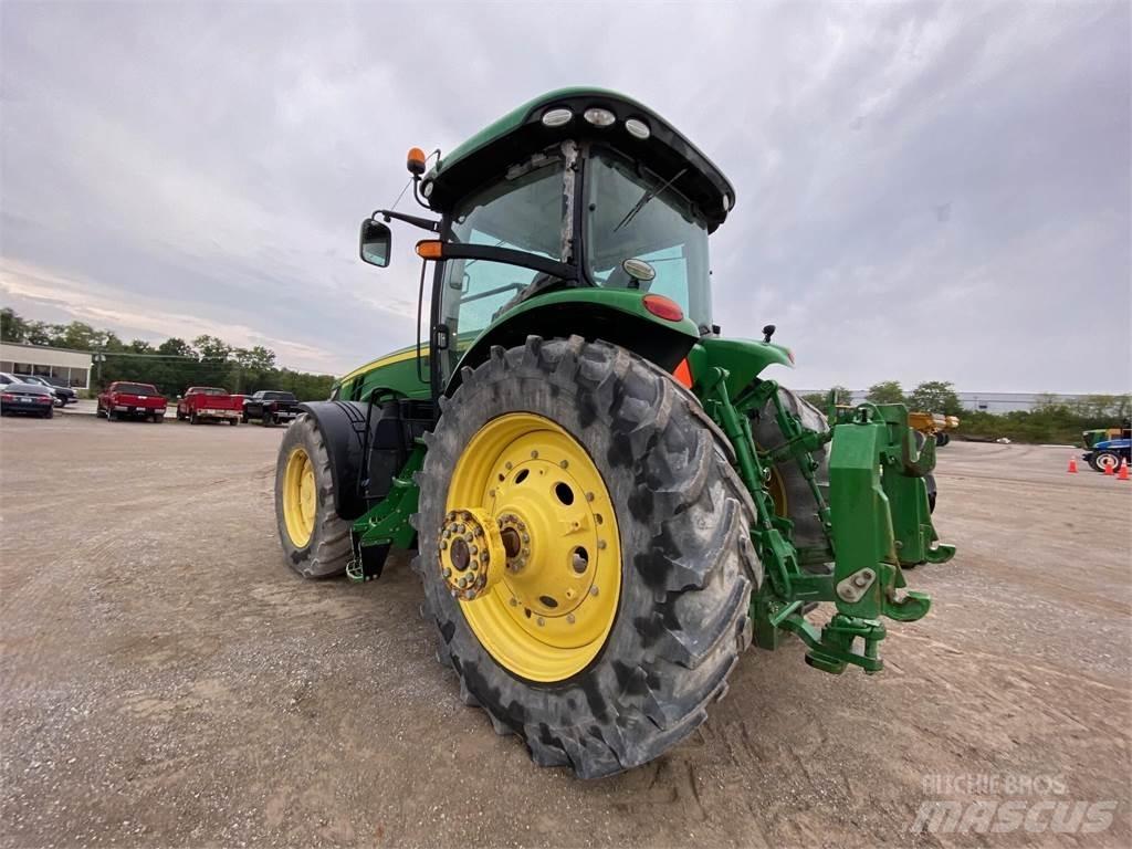 John Deere 8345R Traktorji