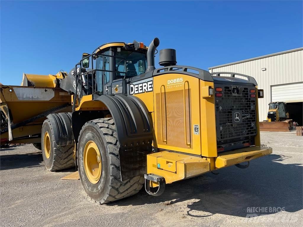 John Deere 844KIII Kolesni nakladalci