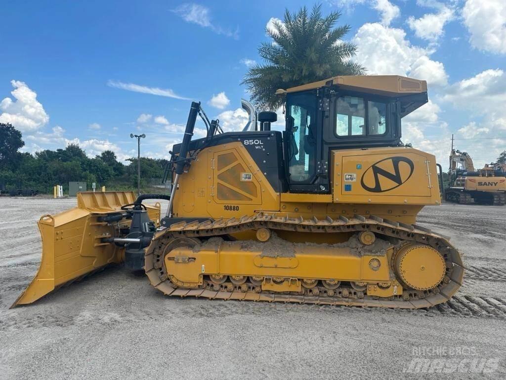 John Deere 850L WLT Buldožerji goseničarji