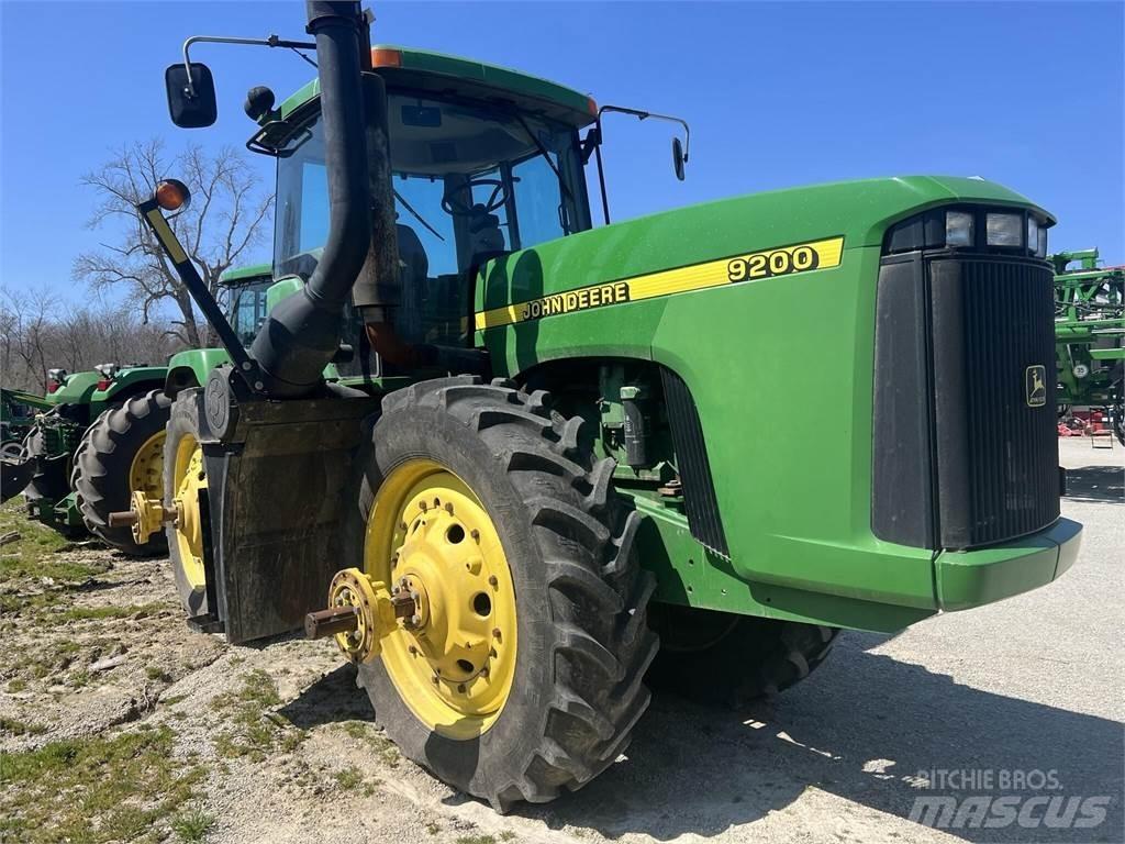 John Deere 9200 Traktorji
