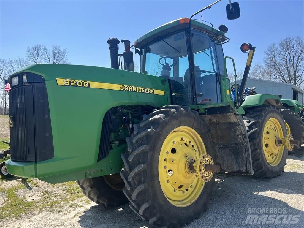John Deere 9200 Traktorji