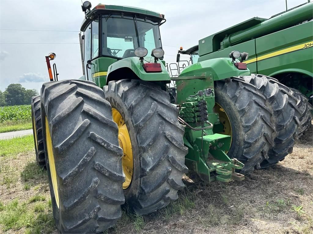 John Deere 9220 Traktorji