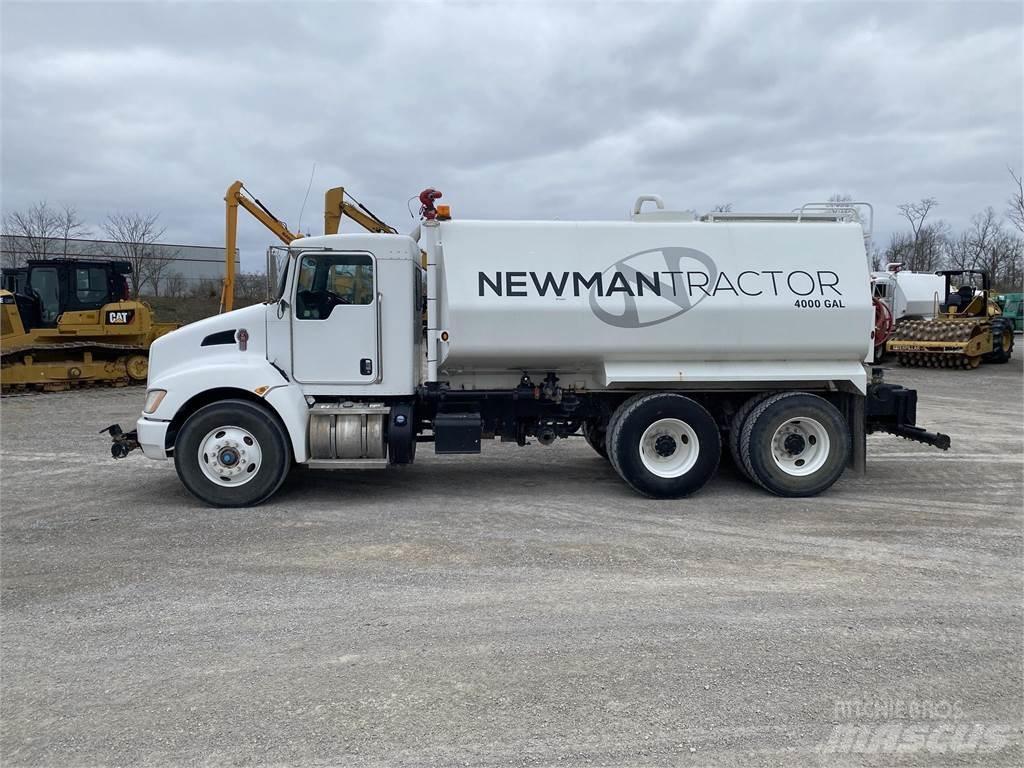 Kenworth T300 Tovornjaki za vodo