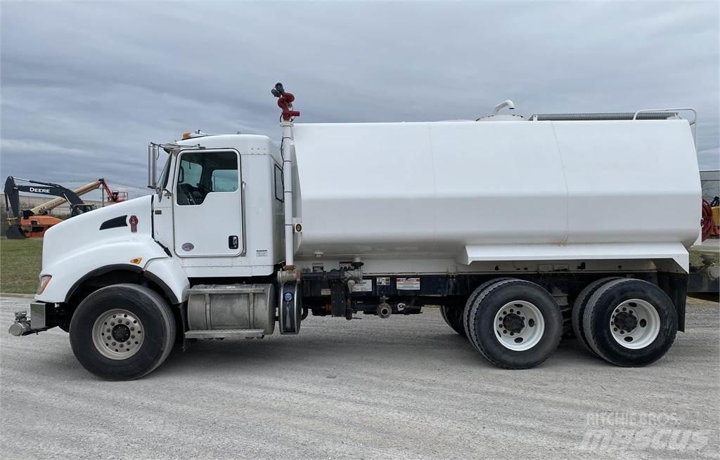 Kenworth T440 Tovornjaki za vodo