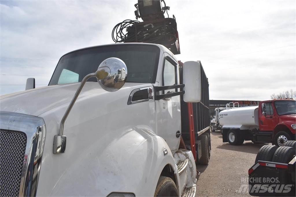 Kenworth T680 Tovornjaki z žerjavom